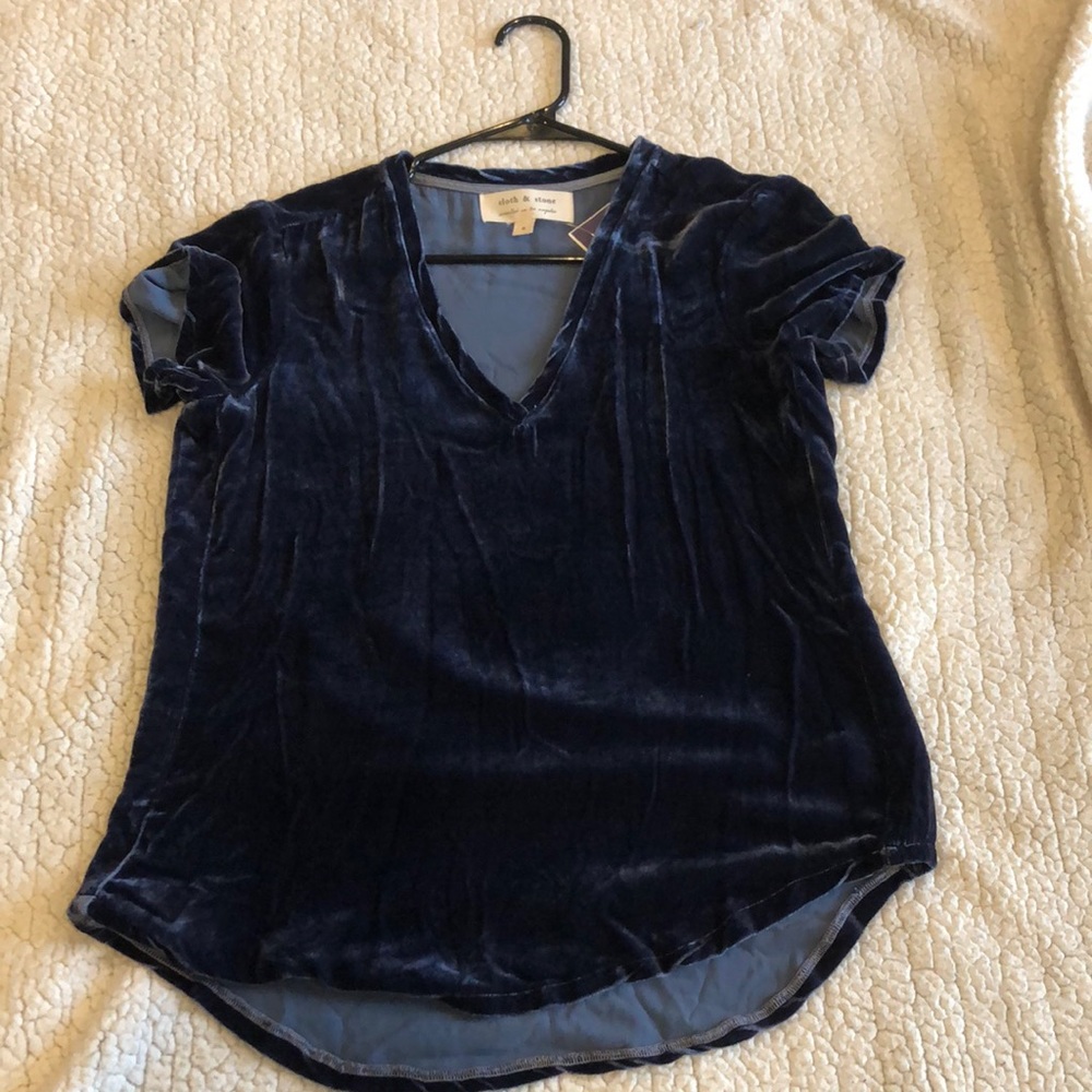 Cloth & Stone Velvet Hi-Low Navy Top